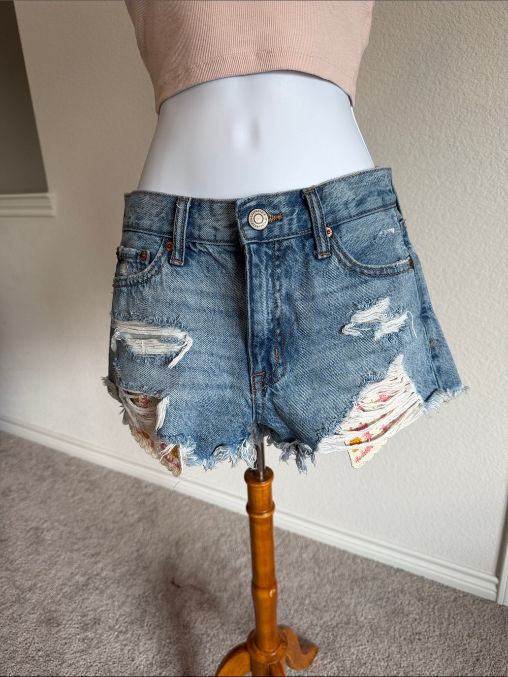 Aeropostale Distressed Embroidered Denim Shorts - Light Blue